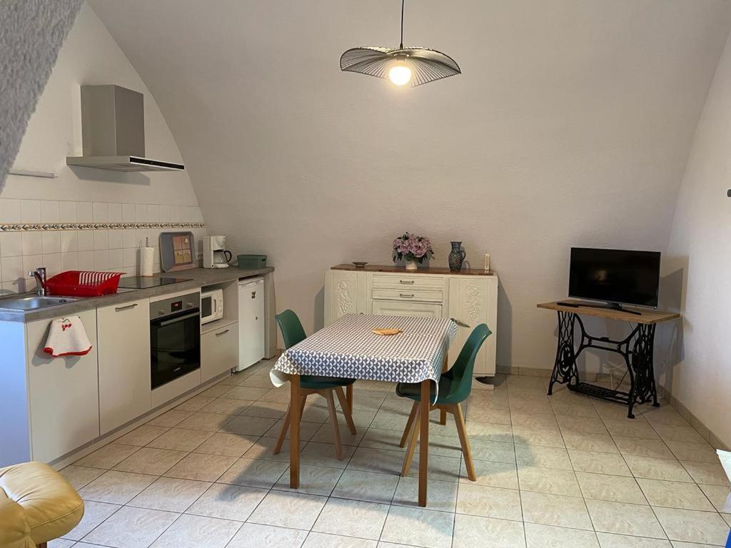 Gite Montalies Severac-d'Aveyron Exterior photo